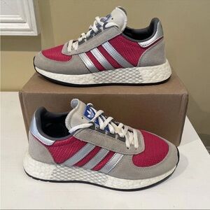 adidas Originals Men's Size 4/ Women’s Size 5 MARATHON TECH SILVER / MAGENTA